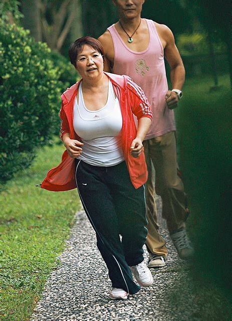 麥玲玲 j